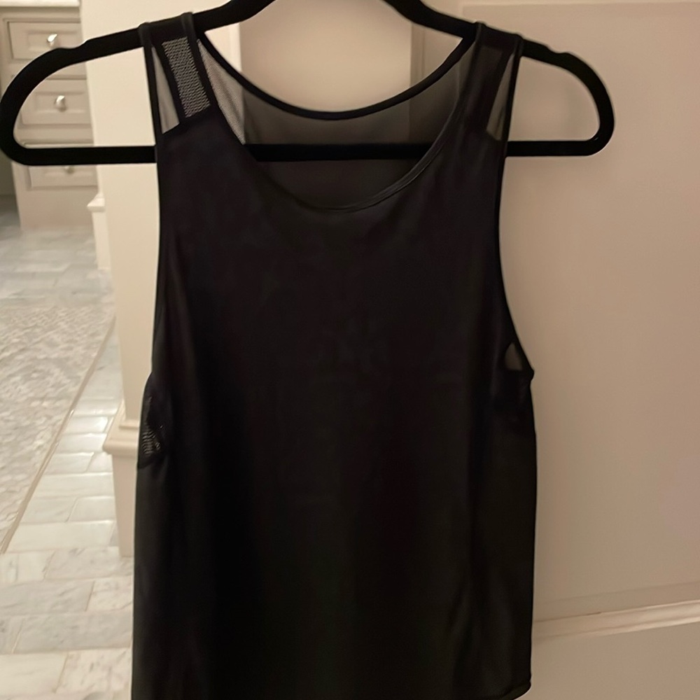 Lululemon sculpt tank